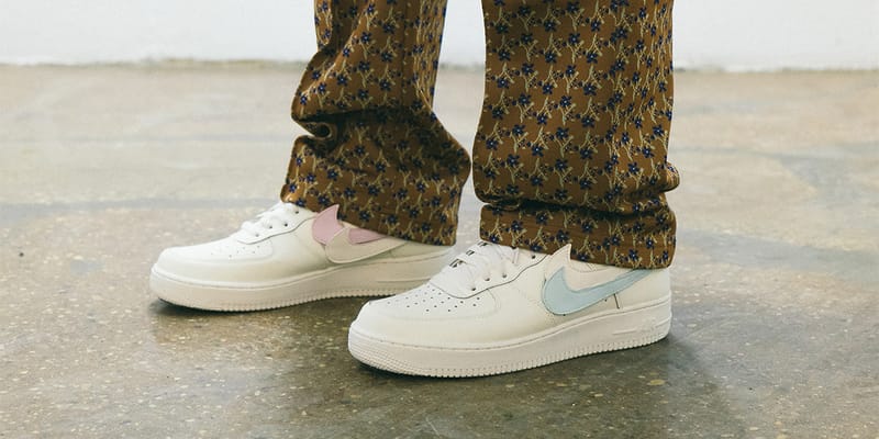 air force 1 swoosh pack on feet