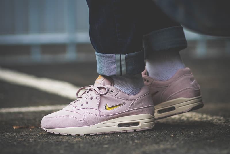 Lying Abandon To read Nike Air Max 1 Jewel "Particle Rose" Release | Hypebeast