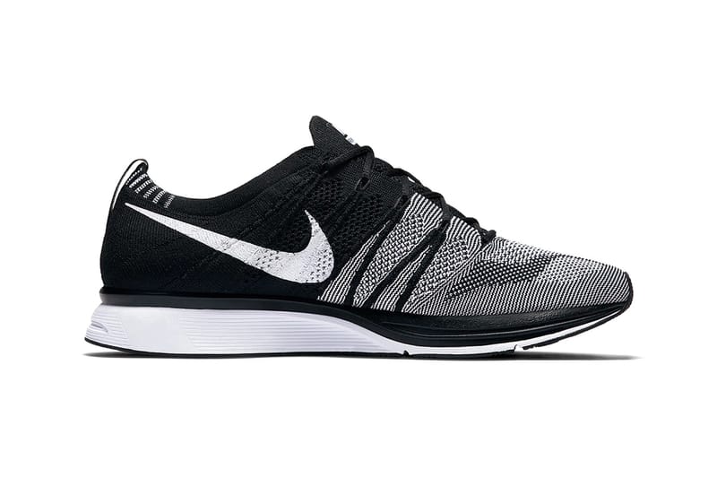 nike flyknit trainer black