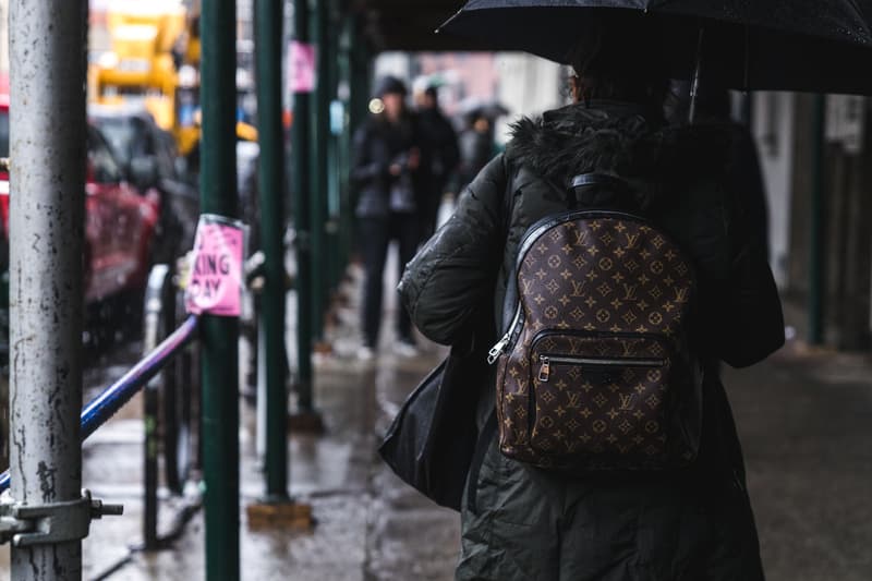 New York Fashion Week 2018 fall winter street style snap style supreme off white heliot emil louis vuitton yeezy Fendi Timberland