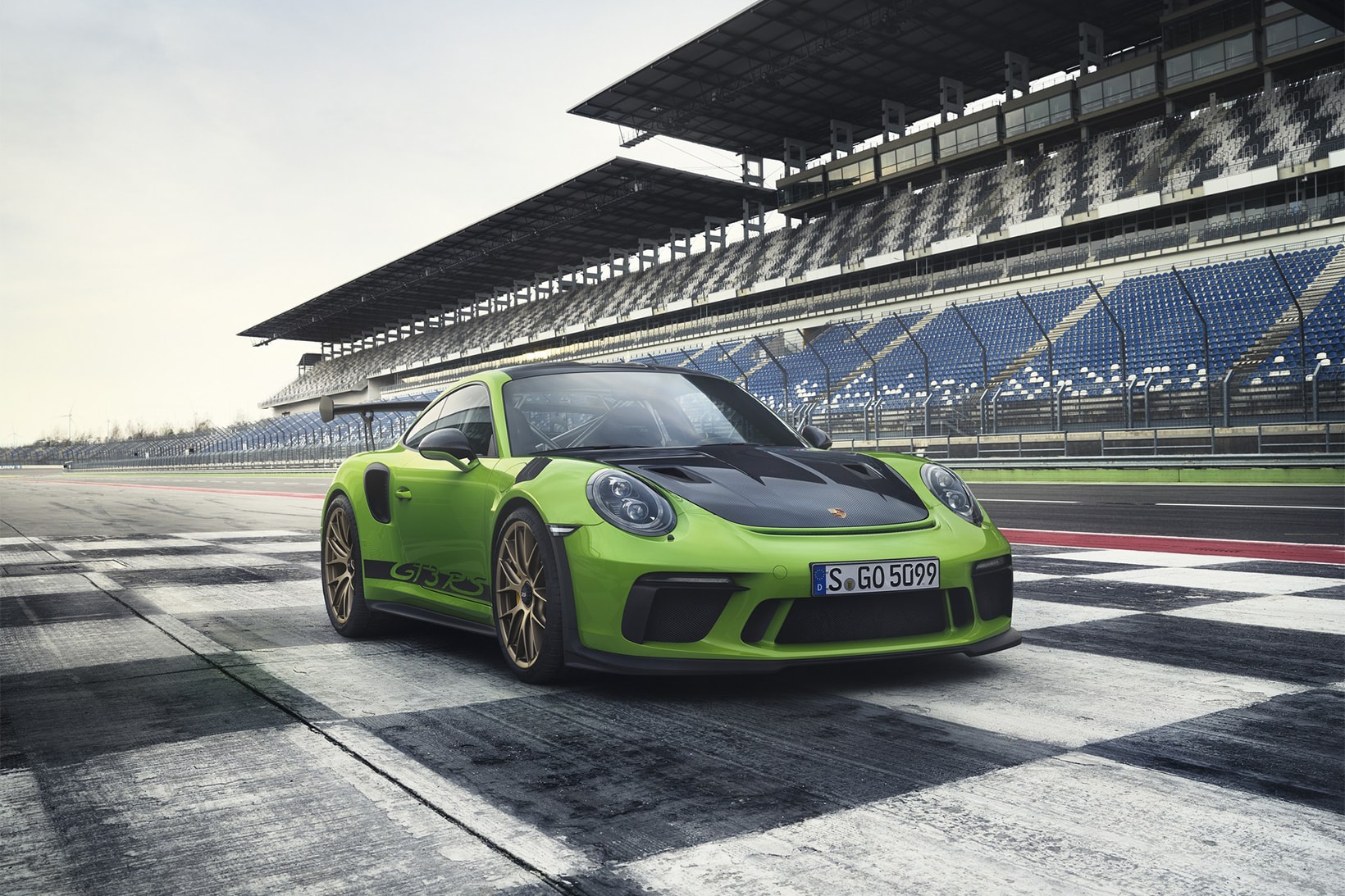 2019 Porsche 911 GT3 RS 2018 February reveal geneva motor show motorsport