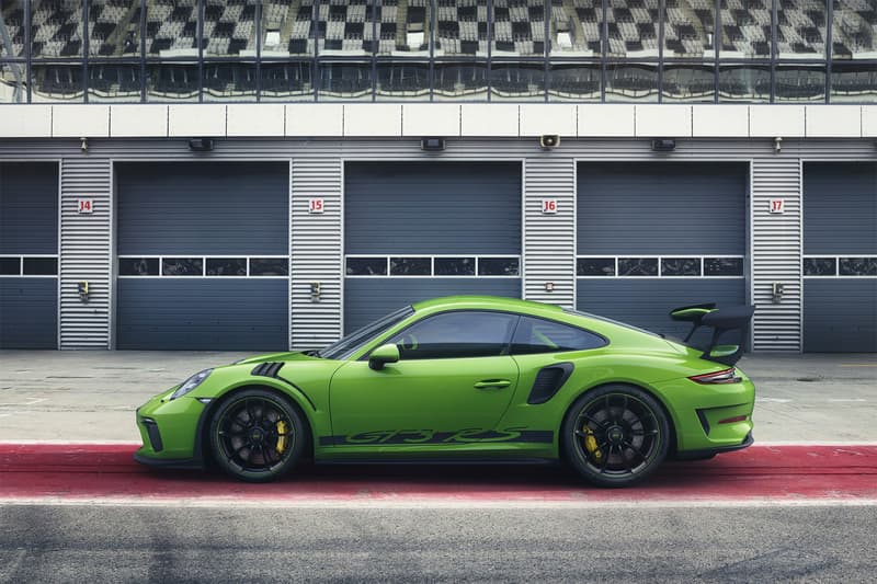 2019 Porsche 911 GT3 RS 2018 February reveal geneva motor show motorsport