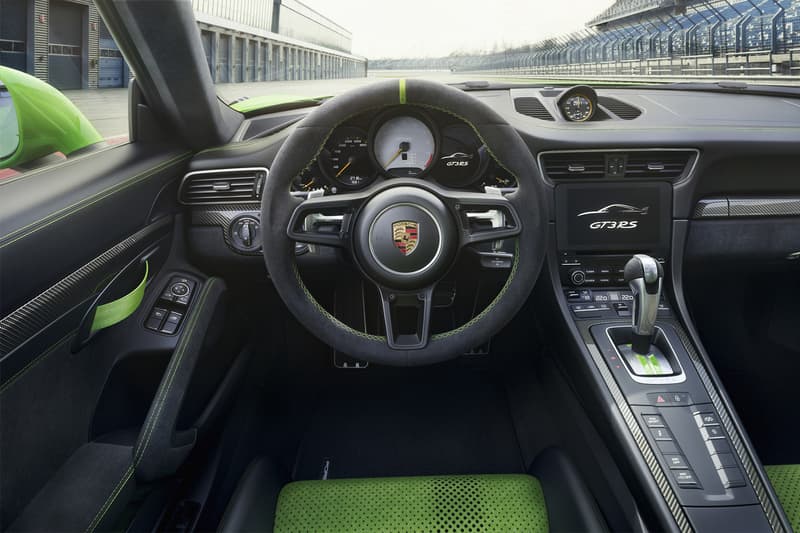 2019 Porsche 911 GT3 RS 2018 February reveal geneva motor show motorsport