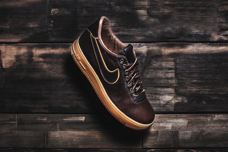 The Shoe Surgeon Teams up With Jack Daniel's for a Luxurious Nike Air Force 1