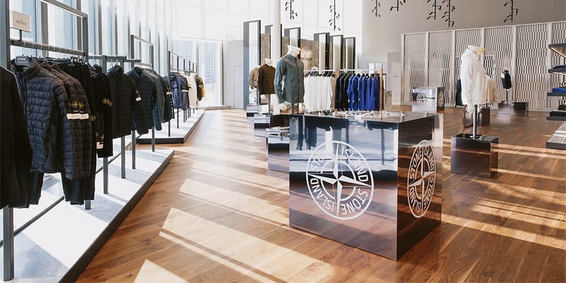 holt renfrew stone island