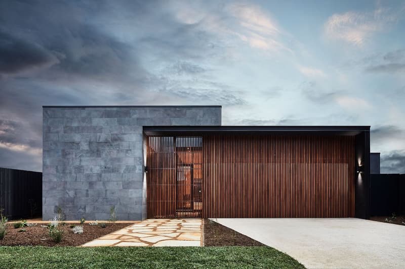 The Courtyard House Auhaus Architecture Benjamin Stibbard Kate Fitzpatrick Barwon Heads Australia Lifespaces Group Homes
