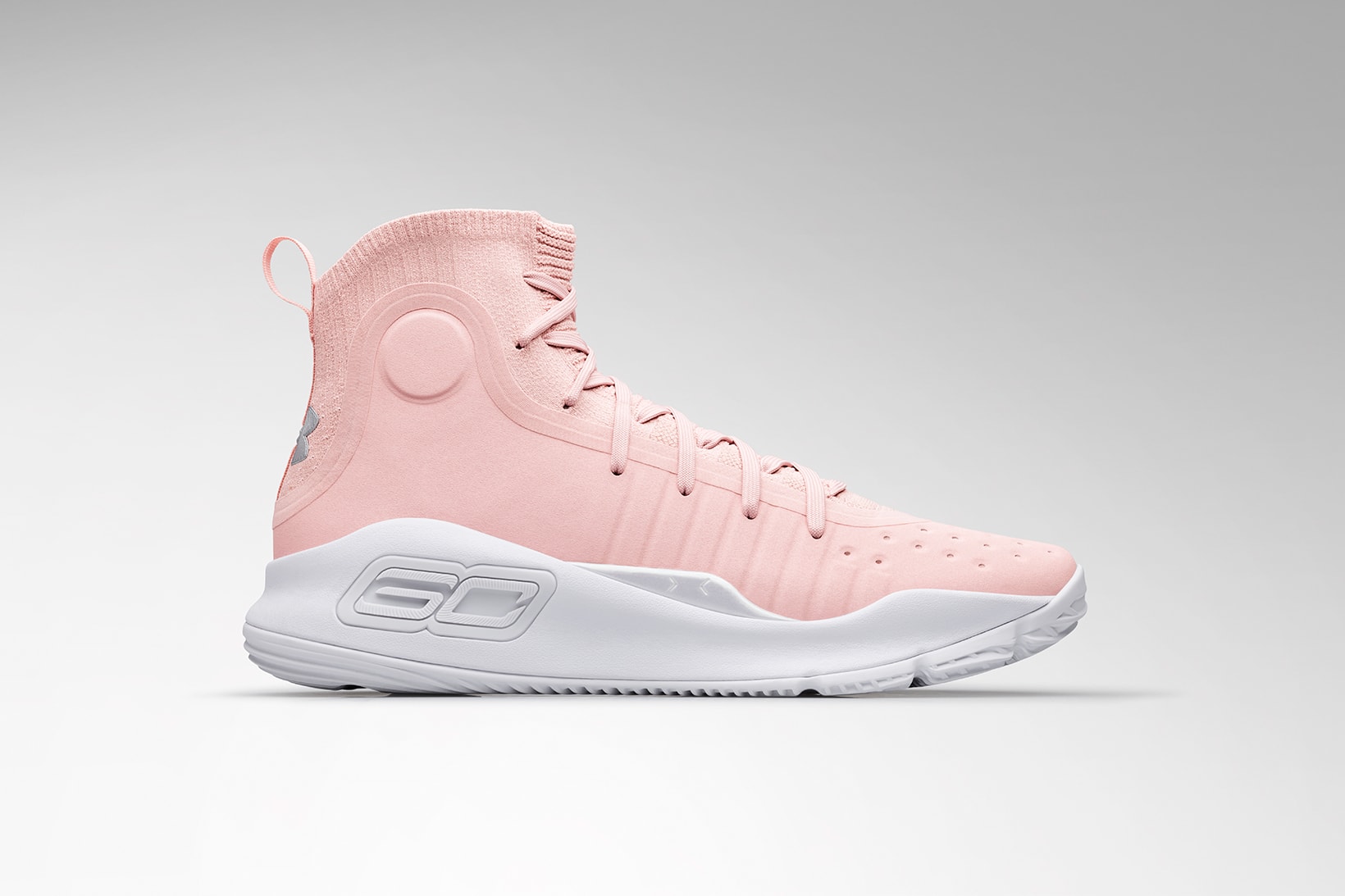 https://image-cdn.hypb.st/https%3A%2F%2Fhypebeast.com%2Fimage%2F2018%2F02%2Funder-armour-curry-4-flushed-pink-2.jpg?cbr=1&q=90