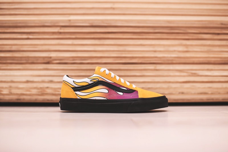Vans Old Skool Flame Slip On Flame Classic Sneakers Shoes Street Mens Womens Unisex Black Pink Yellow Banana Sidestripe