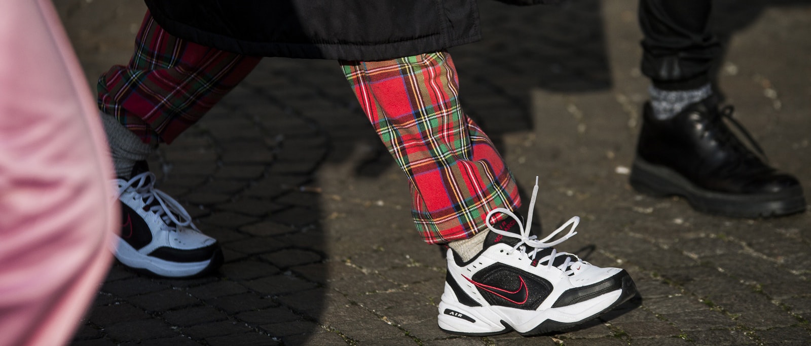 Chunky Sneakers Trend 2018 Balenciaga Triple S