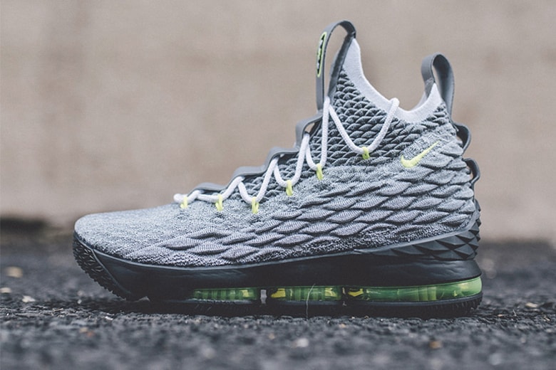 Nike LeBron 15 "Neon 95" Air Max 95 Neon
