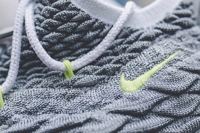Nike LeBron 15 "Neon 95" Air Max 95 Neon