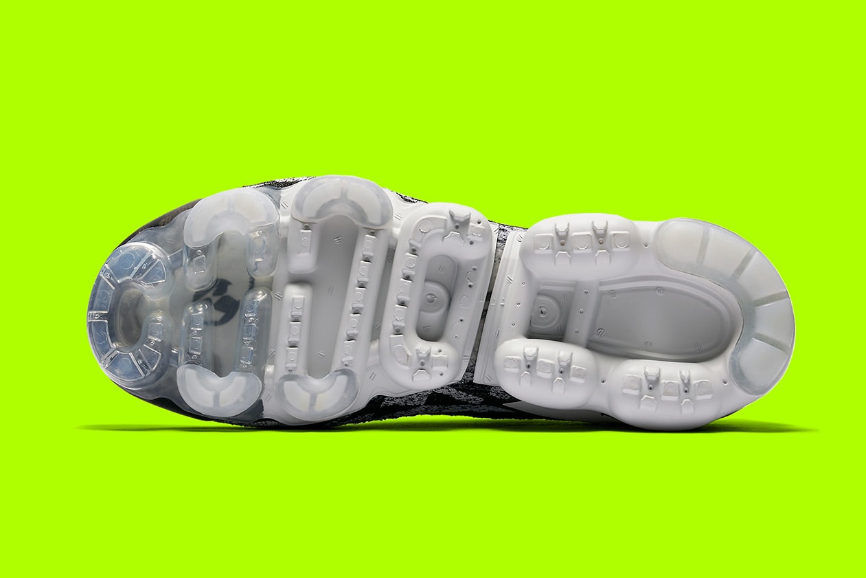 ACRONYM NikeLab New Images photos reveal release date info inforamtion Errolson Hugh footwear Nike Air vapormax Moc fk black white volt