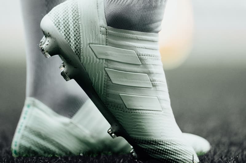 Cien años Enriquecimiento Lima adidas Football Reveals "Deadly Strike" Boots | Hypebeast
