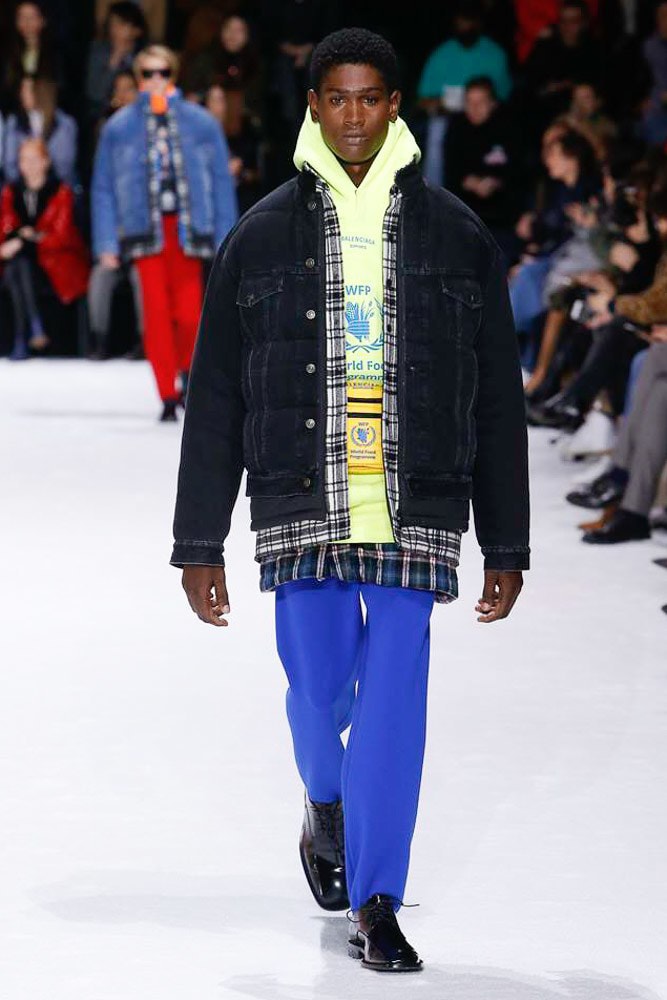 Balenciaga Fall 2018 runway collection show demna gvasalia men women paris fashion week triple s sneaker runner shoe footwear