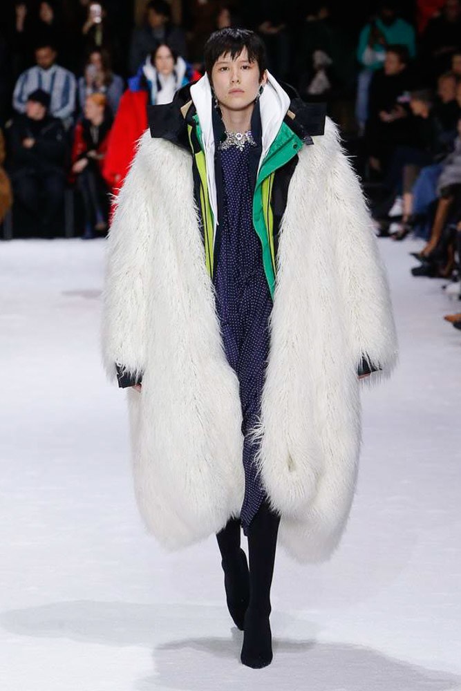 Balenciaga Fall 2018 runway collection show demna gvasalia men women paris fashion week triple s sneaker runner shoe footwear