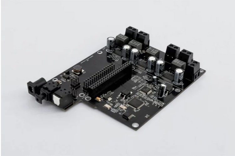 Bang & Olufsen Creates Device for Streaming Music on Vintage Speakers