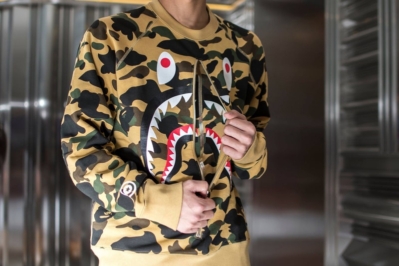 BAPE 1ST CAMO SHARK CREWNECK TEE Streetwear Mens Fashion Menswear Men Clothing Japan Culture Street style Luxury label green yellow camouflage a bathing ape zip zipper front 