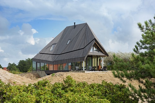 This Modern Vacation House Is Built Inside a Dune