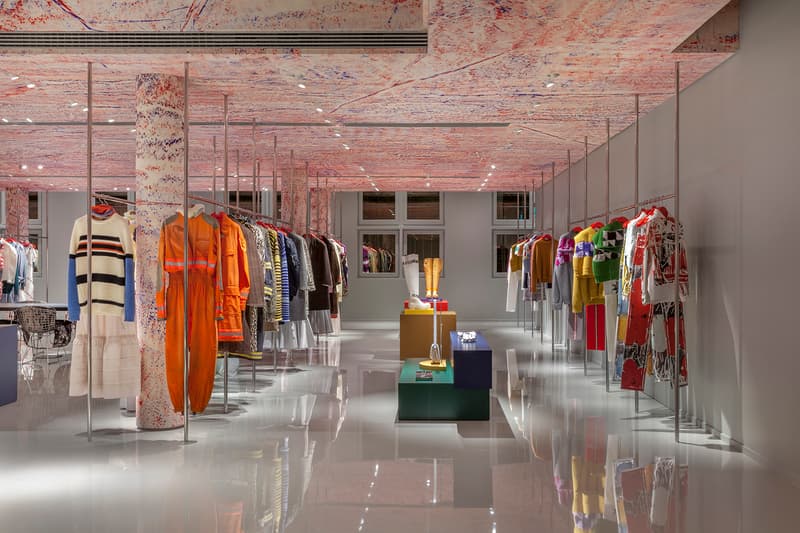 Calvin Klein 2015W39NYC Paris Headquarters Raf Simons Sterling Ruby Design Interior