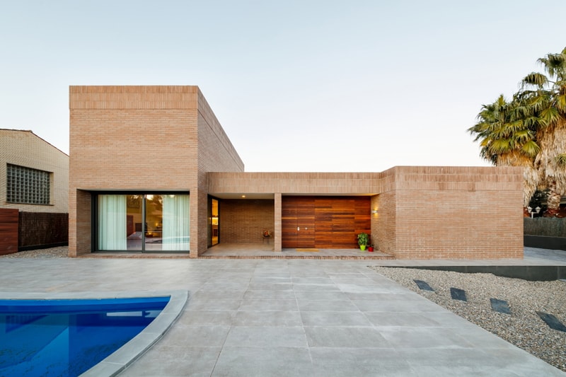 Casa Juani House Home Pepe Gascón Arquitectura Spain Viladecavalls Swimming Pool Modern Sleek Interior Furniture