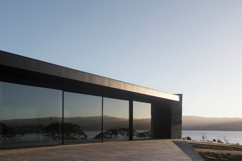 The D'entrecasteaux House Offers Picturesque Panoramas & Calm Solitude