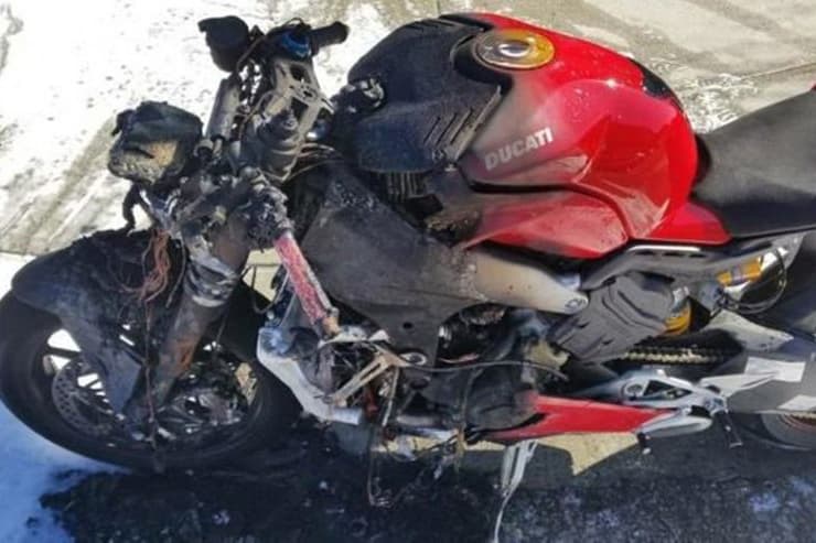 Ducati Panigale V4 Flames Quality Control Italian Automakers Luxury Supercars Superbikes Motorcycles Motorcycle