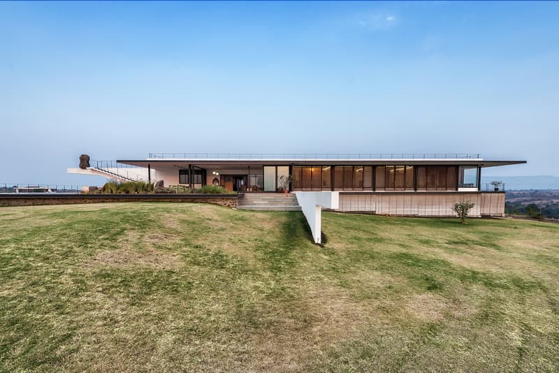 House With The Soaring Rock Spasm Design Architecture Traditional Cultural Interior Exterior Garden Swimming Pool Landscape View Mountains Sea Lake Alibag India Inspiration