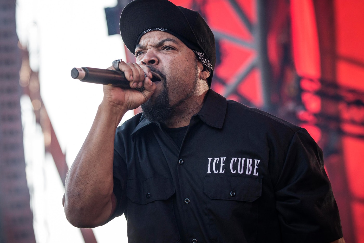 ice-cube-common-real-people-video