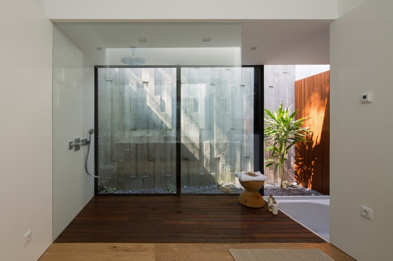 L20 House OLARQ Osvaldo Luppi Architects Calvia Spain Architecture Interior Exterior Sleek Wooden Design Inspiration Mallorca Majorca