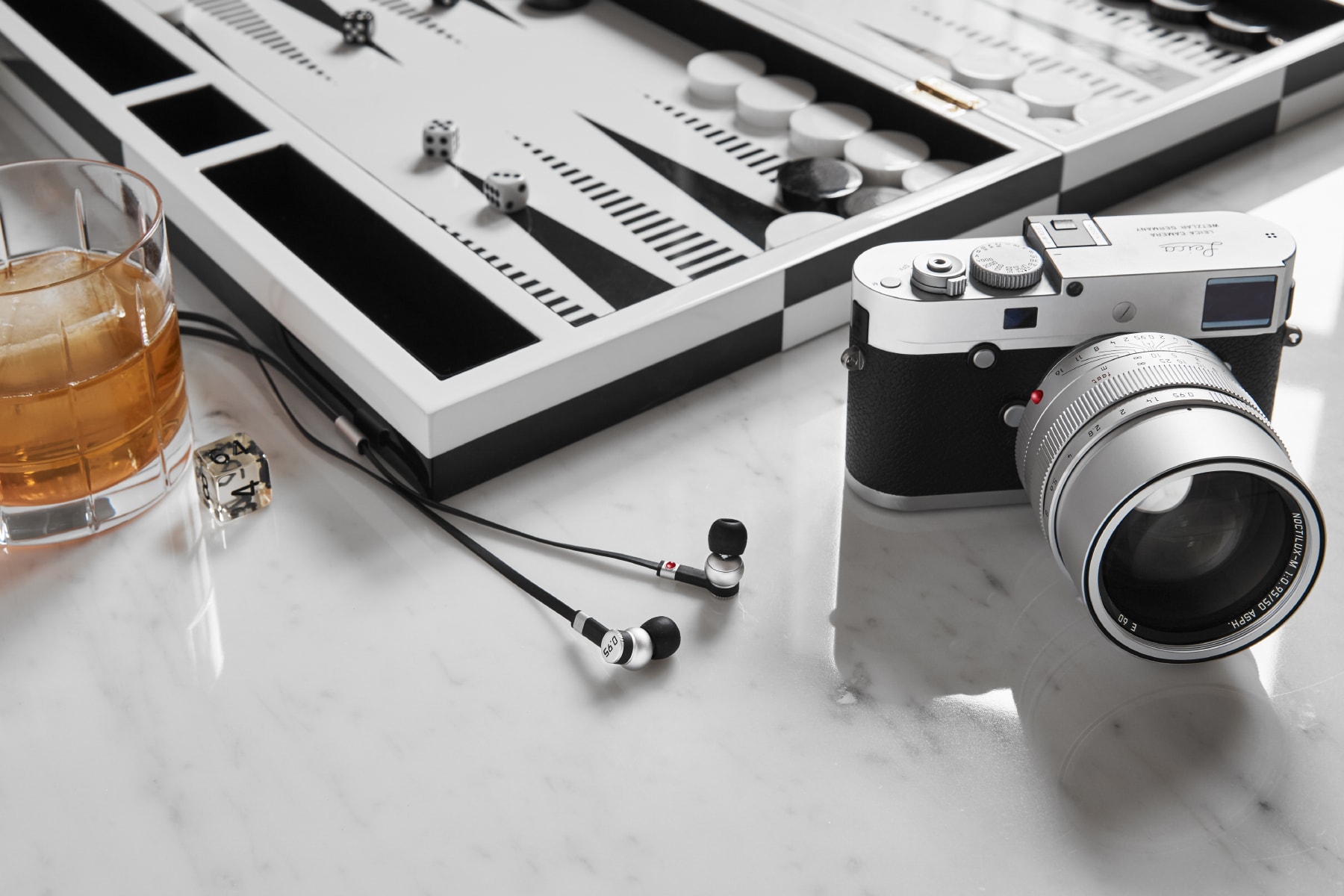 Leica Master & Dynamic 0.95 Silver Collection Headphones Cameras Leica Audio Music