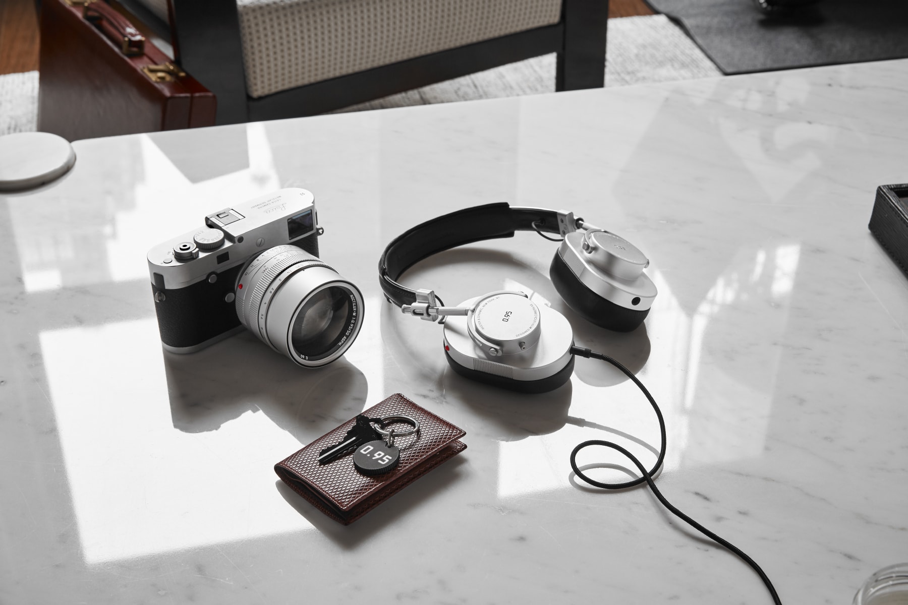 Leica Master & Dynamic 0.95 Silver Collection Headphones Cameras Leica Audio Music