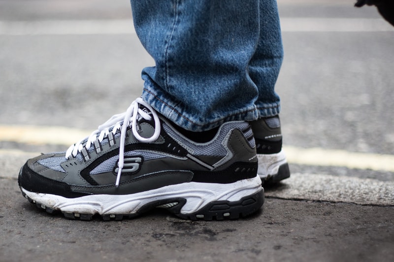 London Street Style March 2018 Footwear Round 1 Sneakers Shoes Trainers Kicks Levis x Nike Air Jordan 4 Navy Black Pigeon SB Dunk Low Sketchers Air Jordan 1 x Off-White White Virgil Abloh Yeezy Powerphase Black Bapestas Golf Le Fleurs Blue Pink Vetements Reebok Instapump Converse Fragment Sacai All Stars J.W. Anderson Converse Nike Lunar Force 1 Acronym 17 Nike Air Monarch
