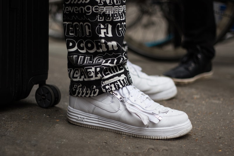 London Street Style March 2018 Footwear Round 1 Sneakers Shoes Trainers Kicks Levis x Nike Air Jordan 4 Navy Black Pigeon SB Dunk Low Sketchers Air Jordan 1 x Off-White White Virgil Abloh Yeezy Powerphase Black Bapestas Golf Le Fleurs Blue Pink Vetements Reebok Instapump Converse Fragment Sacai All Stars J.W. Anderson Converse Nike Lunar Force 1 Acronym 17 Nike Air Monarch