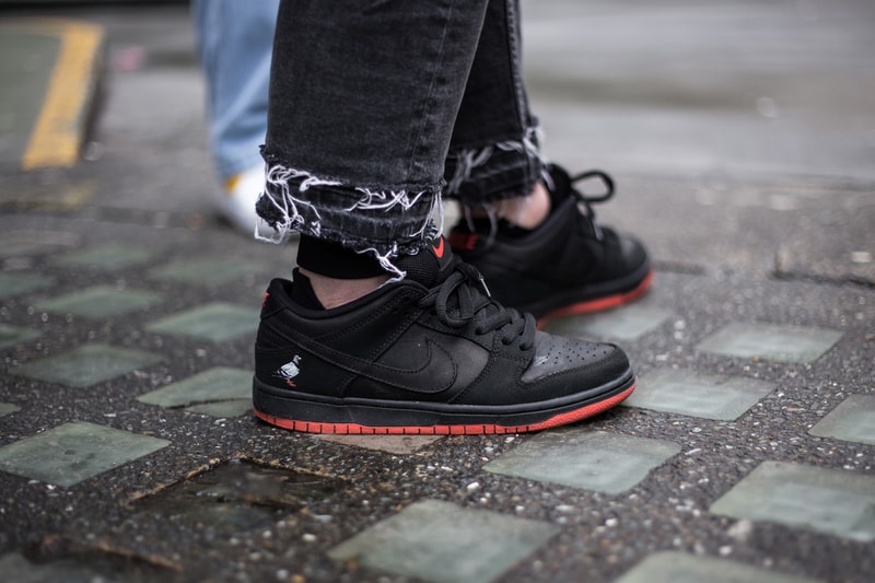 London Street Style March 2018 Footwear Round 1 Sneakers Shoes Trainers Kicks Levis x Nike Air Jordan 4 Navy Black Pigeon SB Dunk Low Sketchers Air Jordan 1 x Off-White White Virgil Abloh Yeezy Powerphase Black Bapestas Golf Le Fleurs Blue Pink Vetements Reebok Instapump Converse Fragment Sacai All Stars J.W. Anderson Converse Nike Lunar Force 1 Acronym 17 Nike Air Monarch