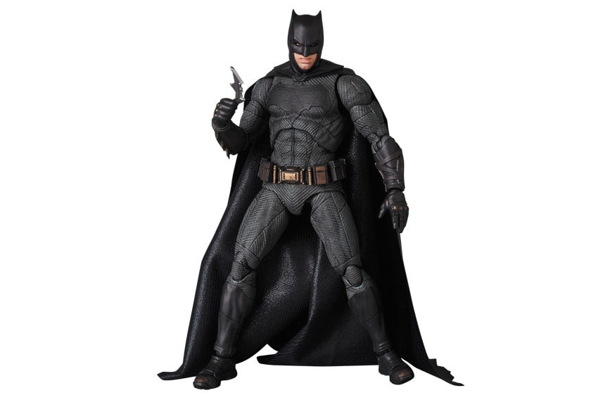 Medicom Toy Perfect studio batman mafex japan articulated figure justice league accessories gun face costume
