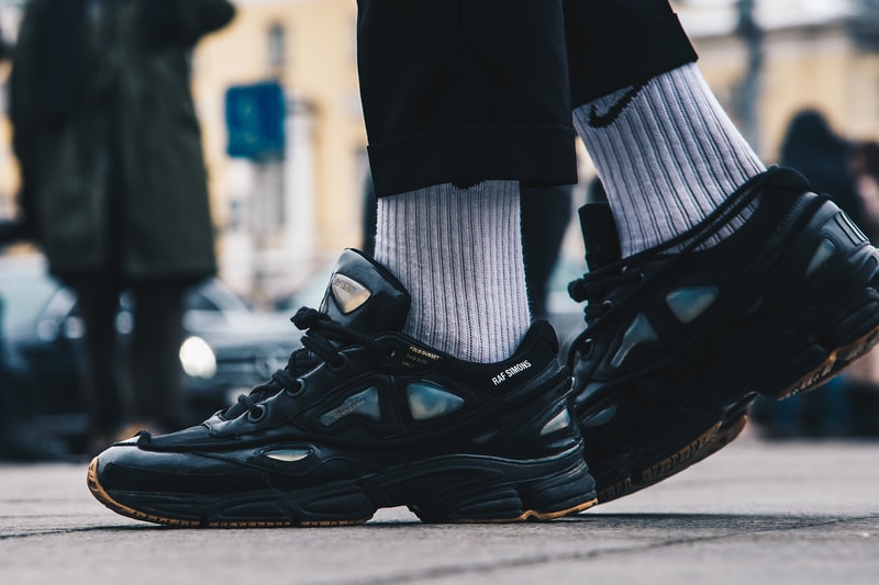 Moscow Fashion Week Fall/Winter 2018 Street Snaps Round One Street Style