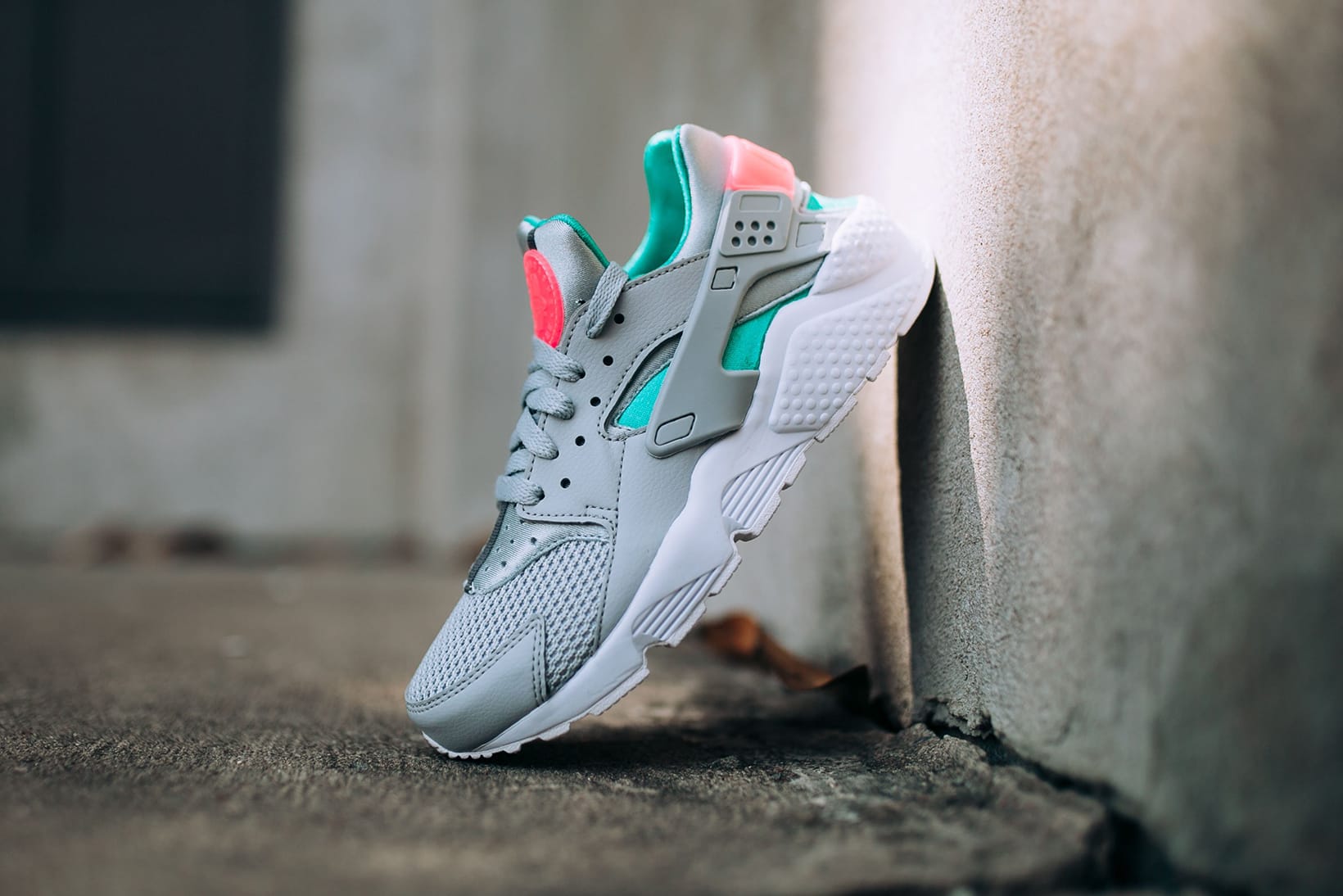 green and pink huaraches