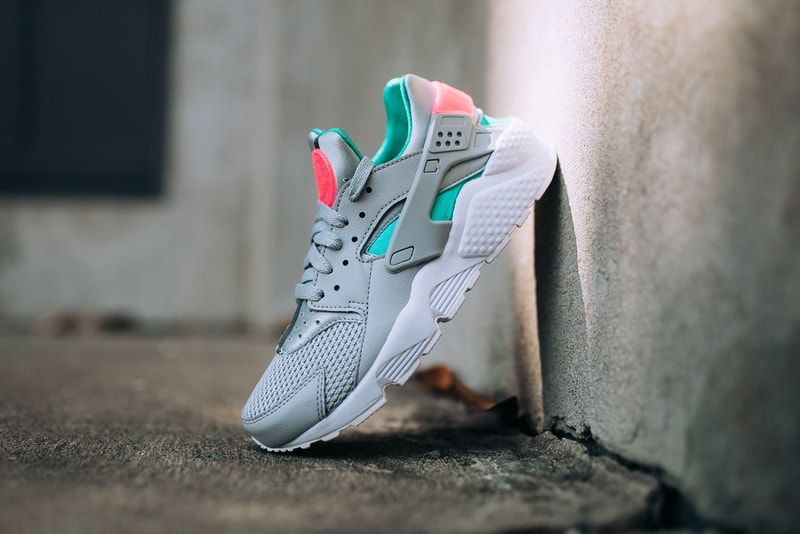 Nike Air Huarache South Beach wolf grey sunset pulse march 2018 spring summer release date info drop sneakers shoes footwear