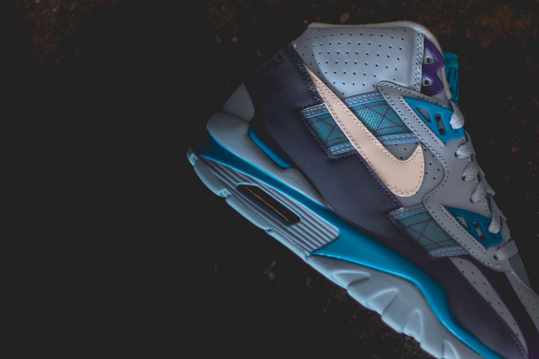 Nike Air Trainer SC high "Lech Blue/Neo Turquiose" release purchase