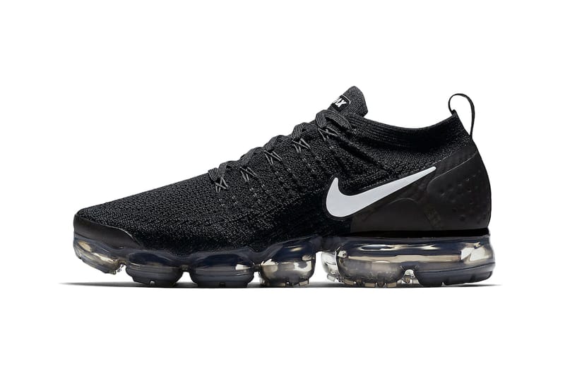 nike vapormax womens white and blue