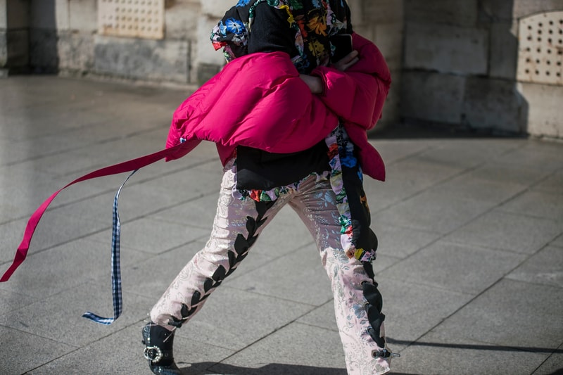 Paris Fashion Week Fall Winter 2018 Street Style street snaps