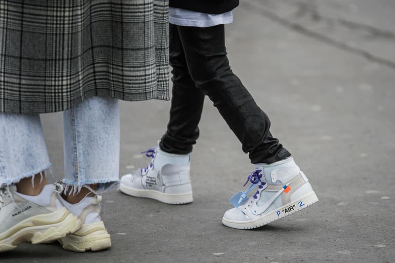 Paris Fashion Week Fall/Winter 2018 Streetsnaps Part 2 Street Style