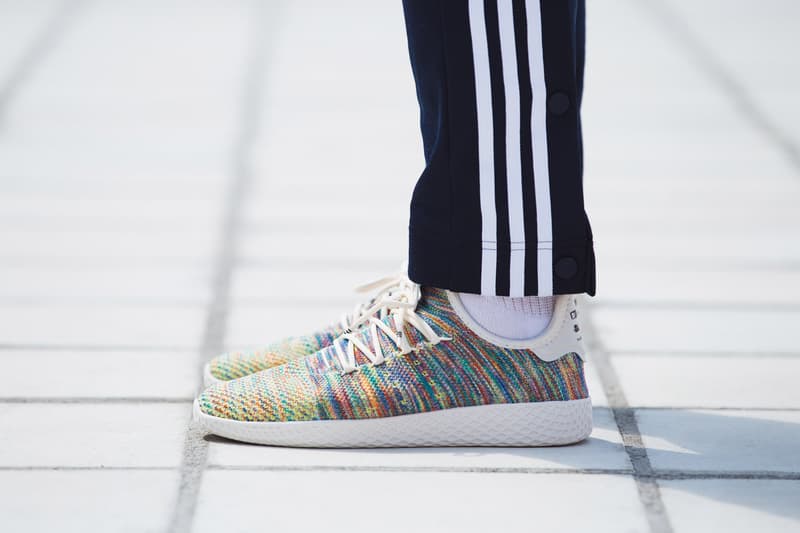 Creta Creación Canoa Pharrell Williams x adidas Tennis Hu "Multicolor" On Feet | Hypebeast