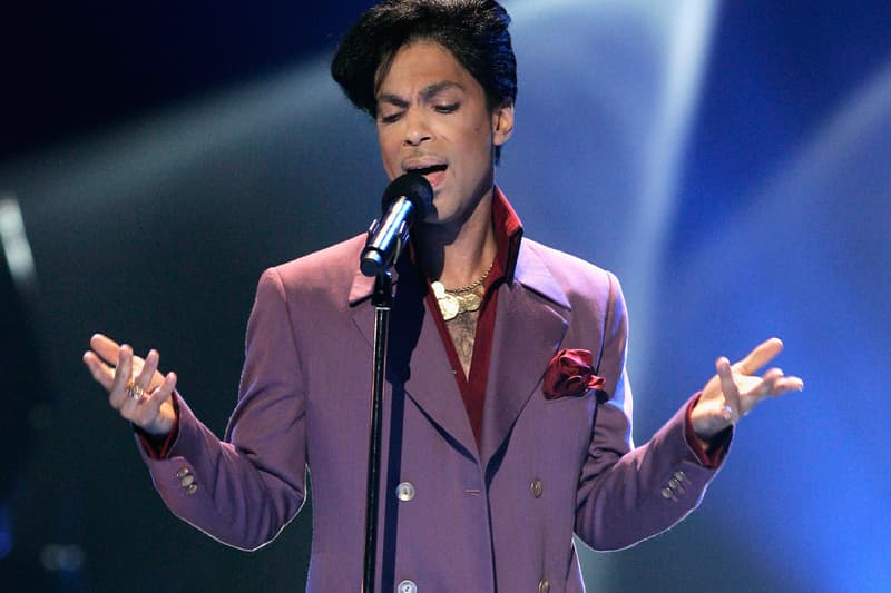 prince-to-release-a-memoir