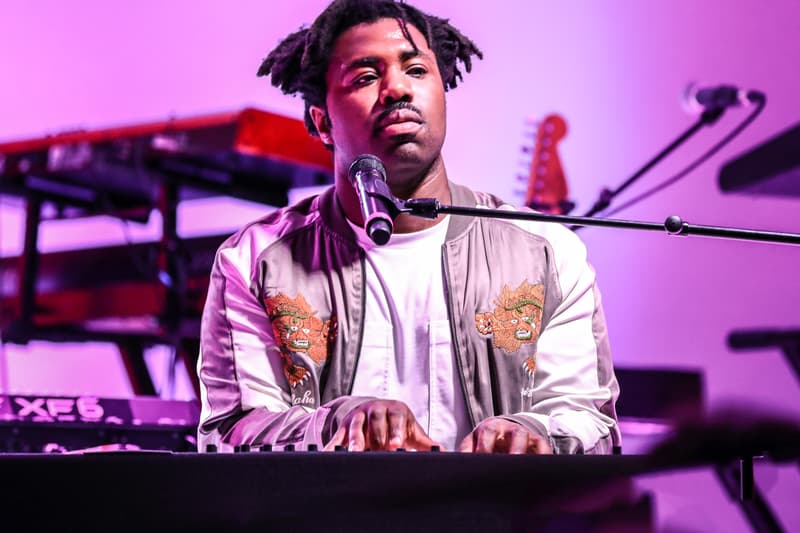 Sampha Cover Drake Controlla BBC Radio 1 Live Lounge