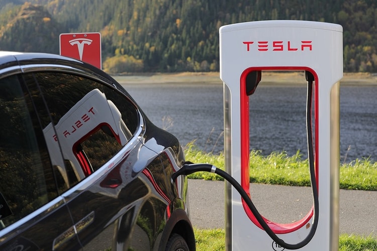 Tesla Is Raising the Rates of Its Supercharger Stations