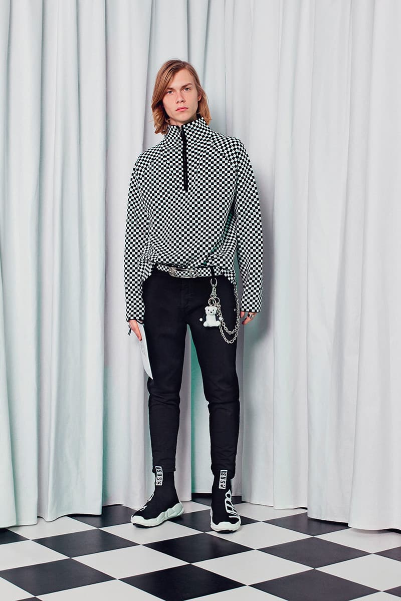 Versus Versace Fall Winter 2018 Lookbook collection release date info drop