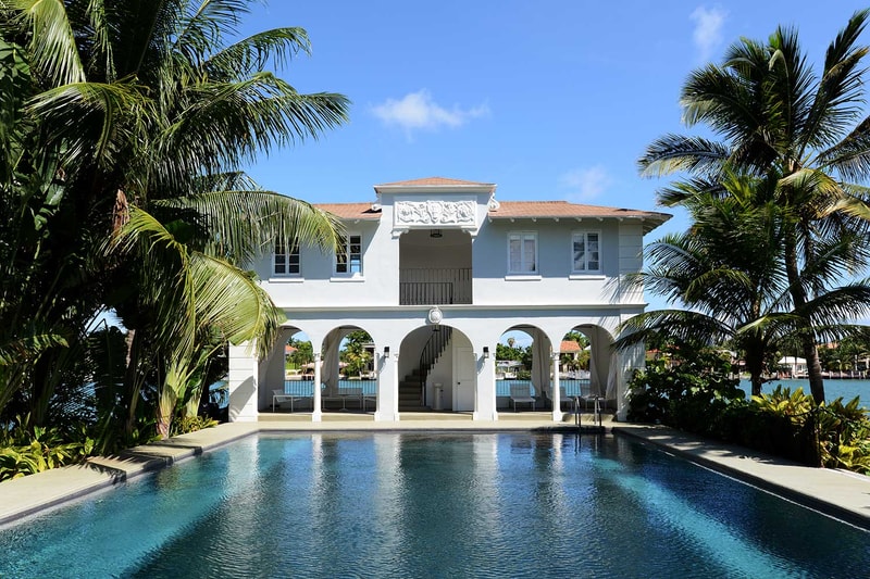 Al Capone Miami Mansion Auction Homes Houses For Sale Auction Property For Sale Gangster Homes History Luxury Homes Real Estate Townhouses Holiday Home