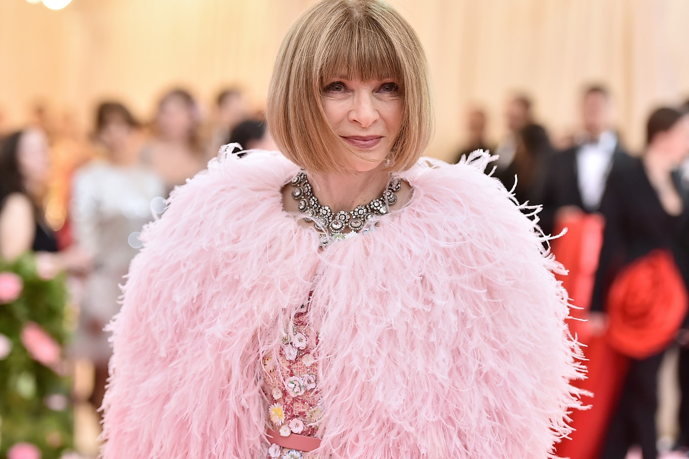 anna-wintour-apologizes-for-remarks-on-kanye-wests-fashion-line