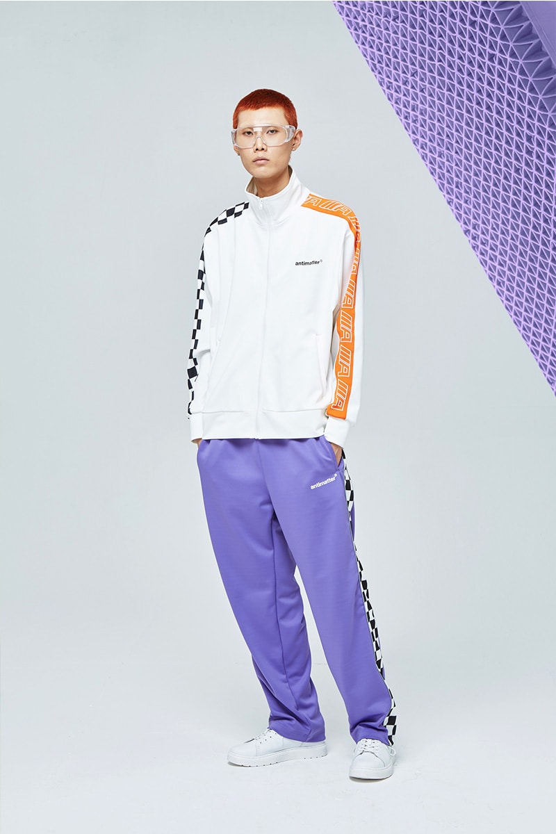 ANTIMATTER Fall Winter 2018 Lookbook collection release date info drop korea puffer jacket fleece oversized track suit